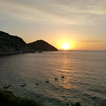 La Sorgente * بورتوفيرّايو